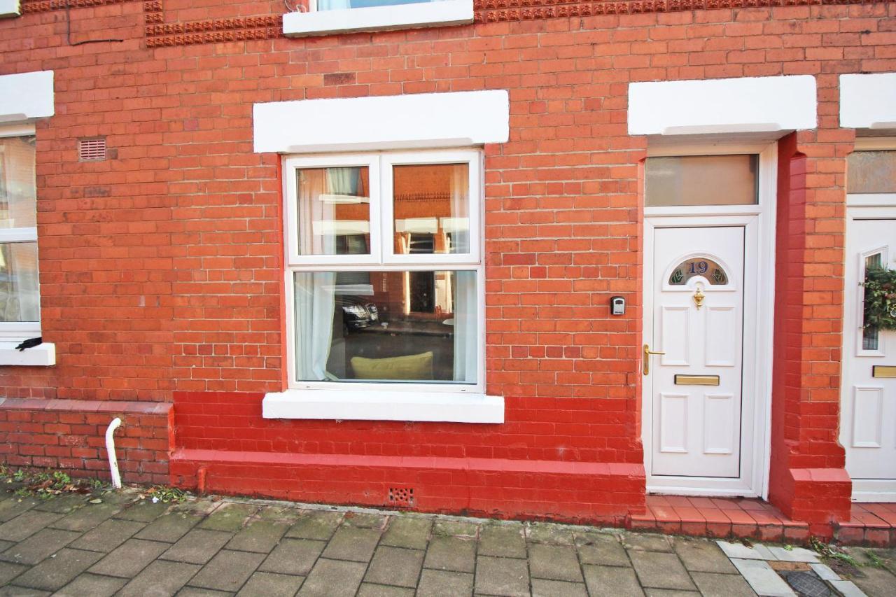 2 Bed, Up To 6 Guests Near Chester City Centre Екстериор снимка